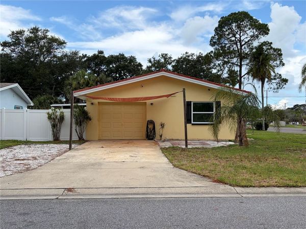 623 PALM BOULEVARD , DUNEDIN, FL 34698