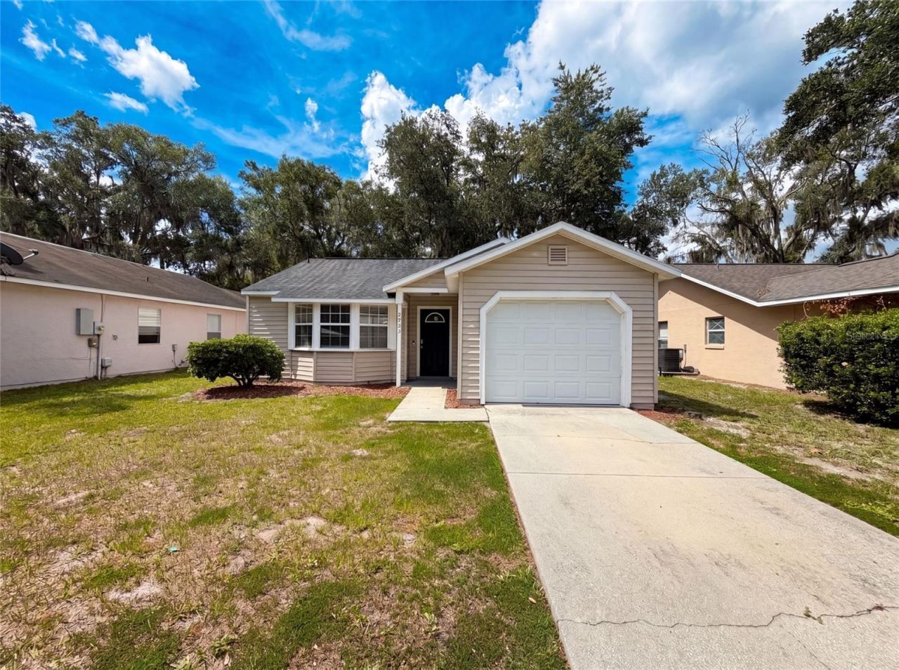 2715 Lorraine Drive , Leesburg, FL 34748 Photo