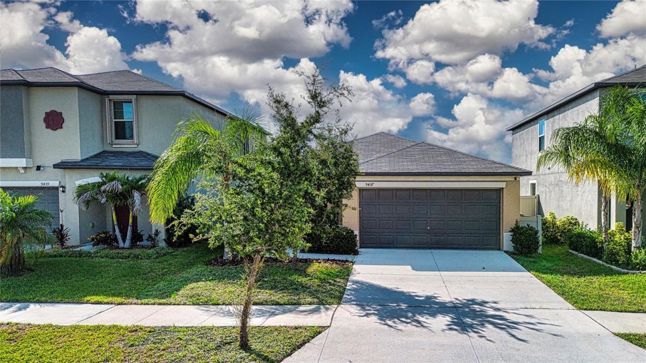 9437 Lemon Drop Loop , Sun City Center, FL 33573 Photo