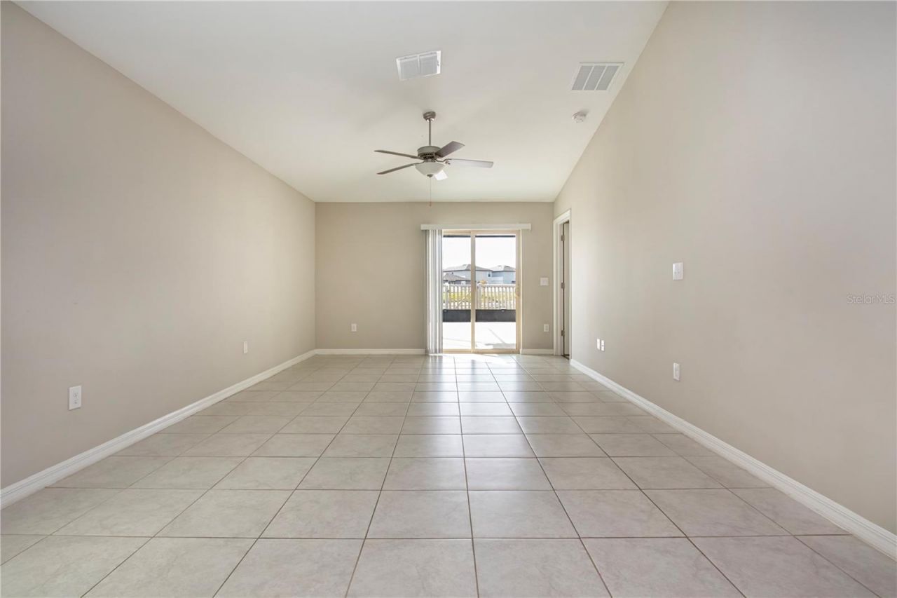 9437 Lemon Drop Loop , Sun City Center, FL 33573 Photo