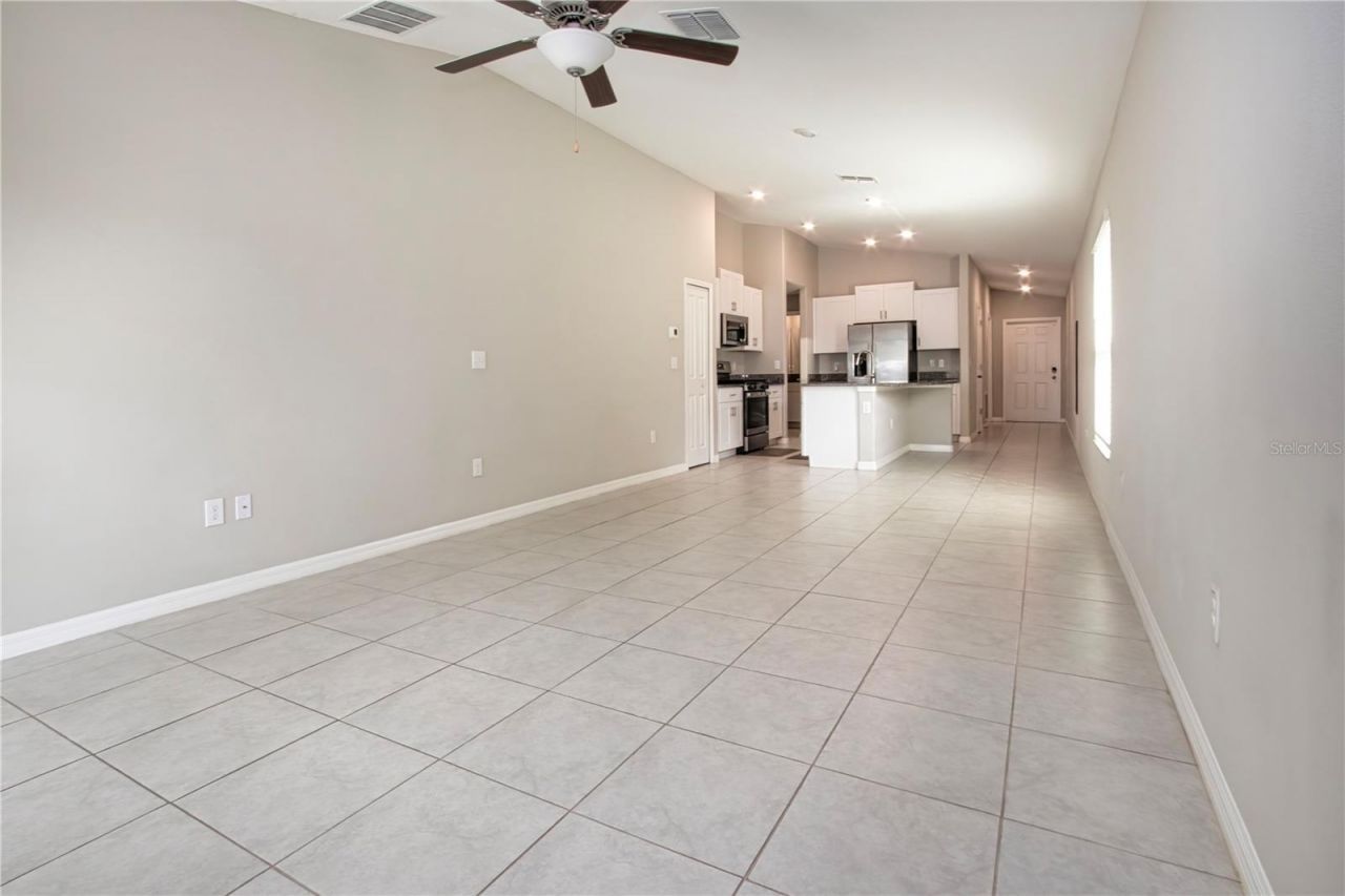 9437 Lemon Drop Loop , Sun City Center, FL 33573 Photo