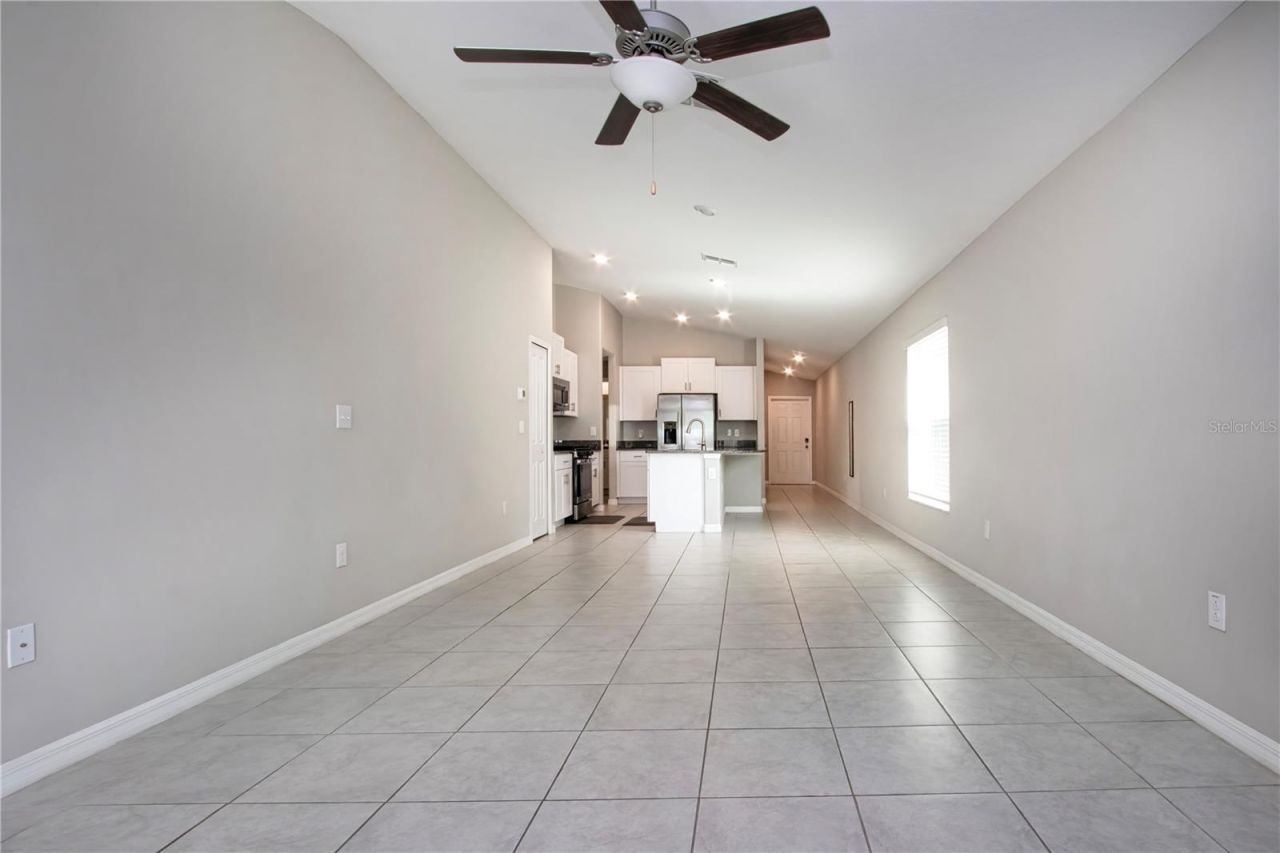 9437 Lemon Drop Loop , Sun City Center, FL 33573 Photo