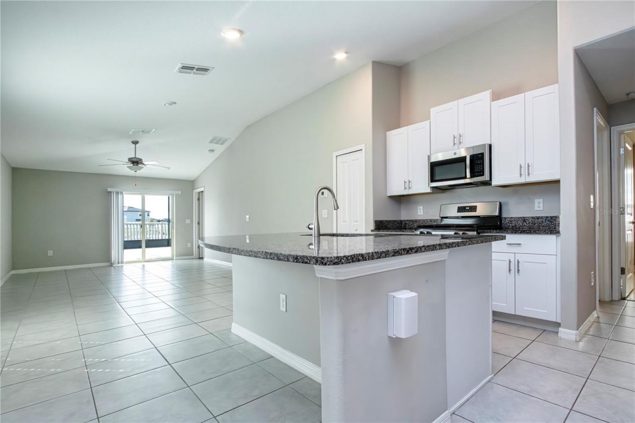 9437 Lemon Drop Loop , Sun City Center, FL 33573 Photo