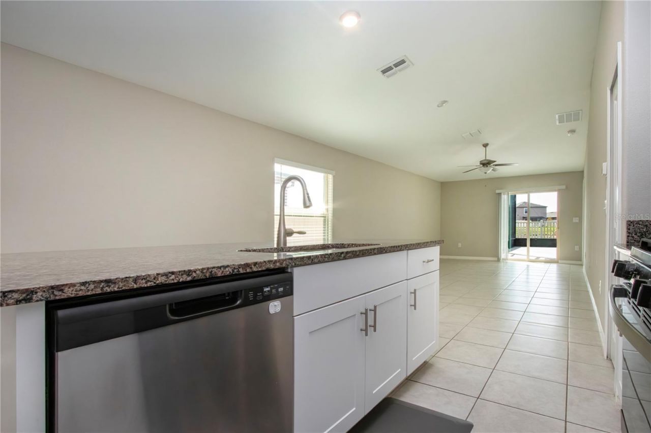 9437 Lemon Drop Loop , Sun City Center, FL 33573 Photo