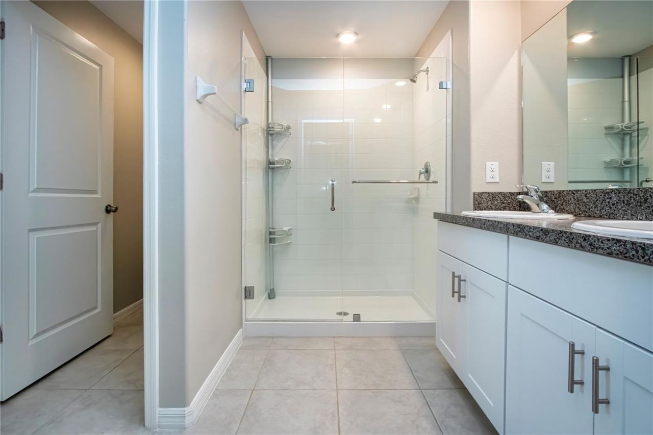 9437 Lemon Drop Loop , Sun City Center, FL 33573 Photo
