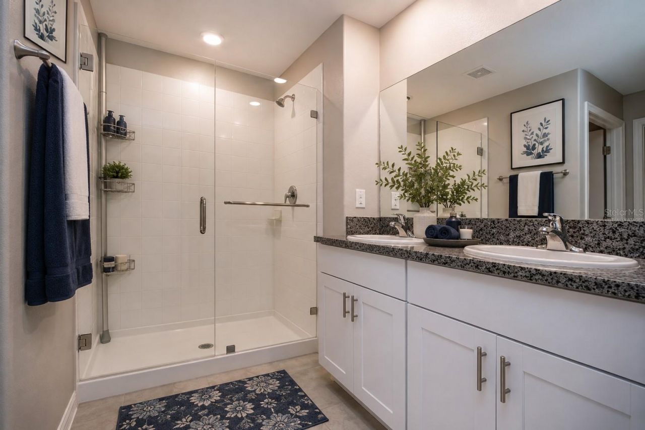 9437 Lemon Drop Loop , Sun City Center, FL 33573 Photo