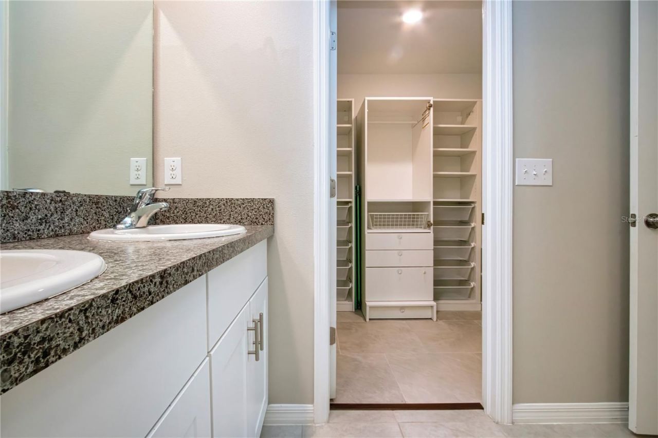 9437 Lemon Drop Loop , Sun City Center, FL 33573 Photo