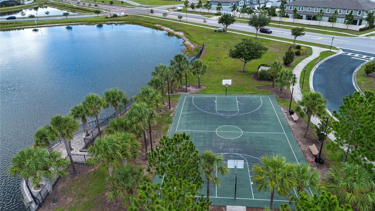 9437 Lemon Drop Loop , Sun City Center, FL 33573 Photo