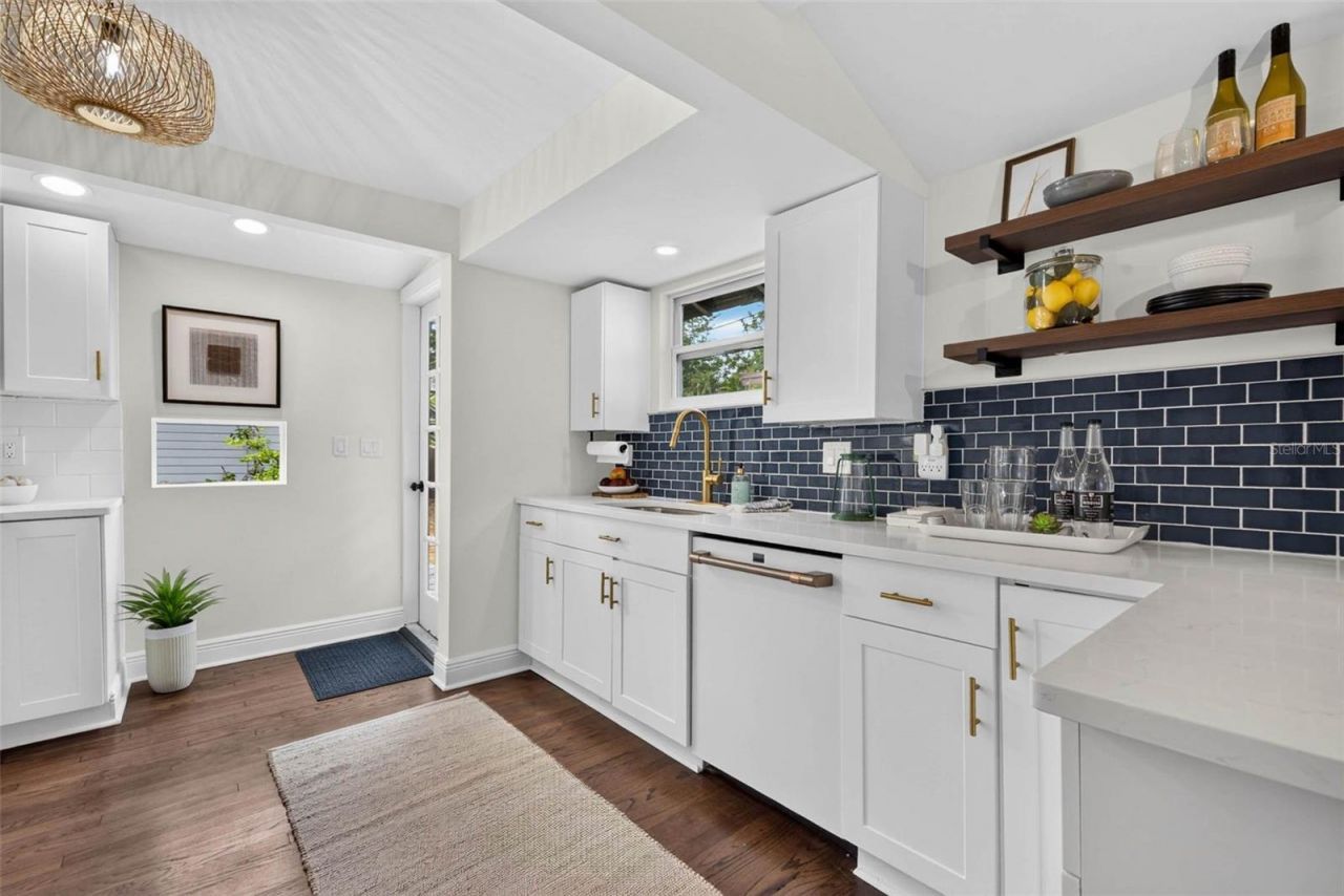 629 6th Avenue N, Saint Petersburg, FL 33701 Photo