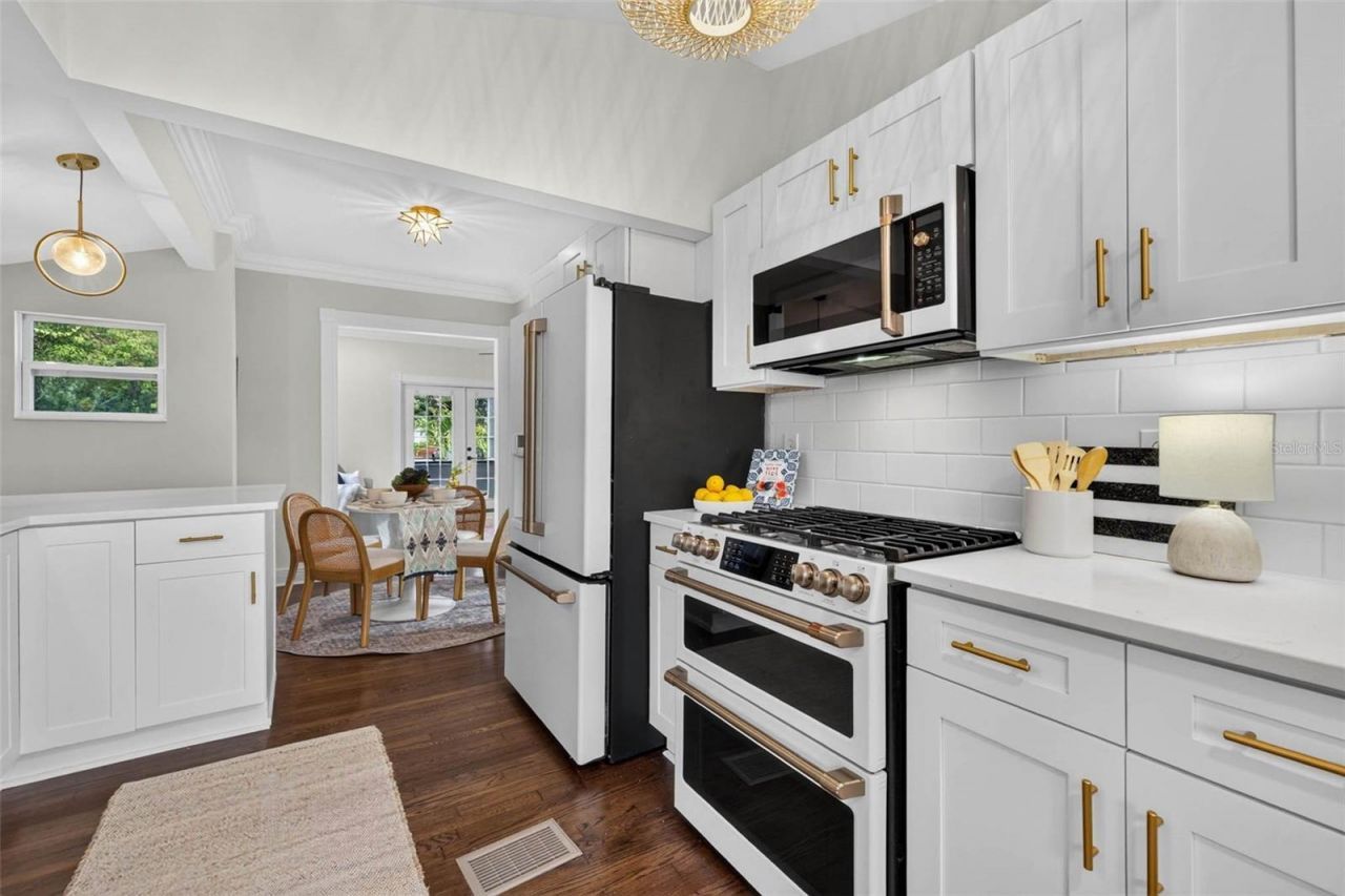 629 6th Avenue N, Saint Petersburg, FL 33701 Photo