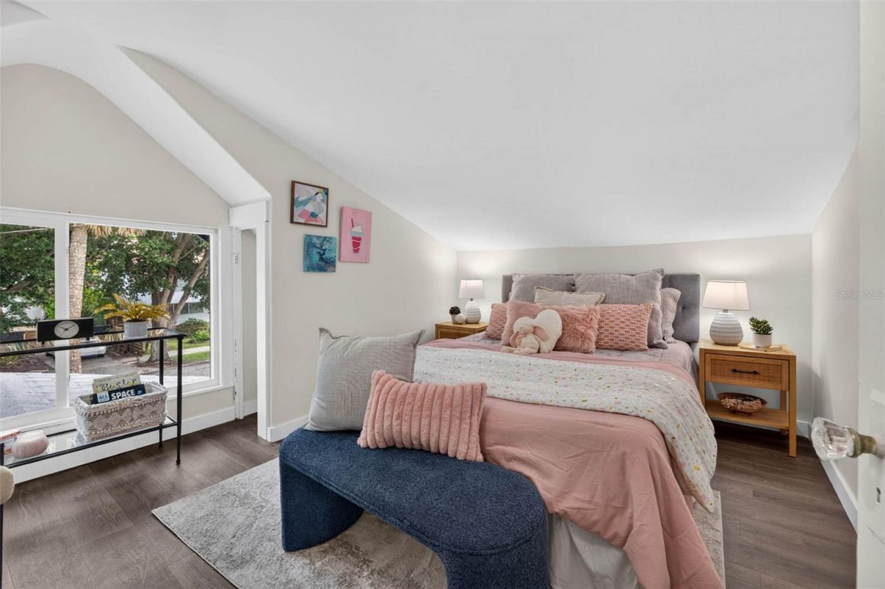629 6th Avenue N, Saint Petersburg, FL 33701 Photo