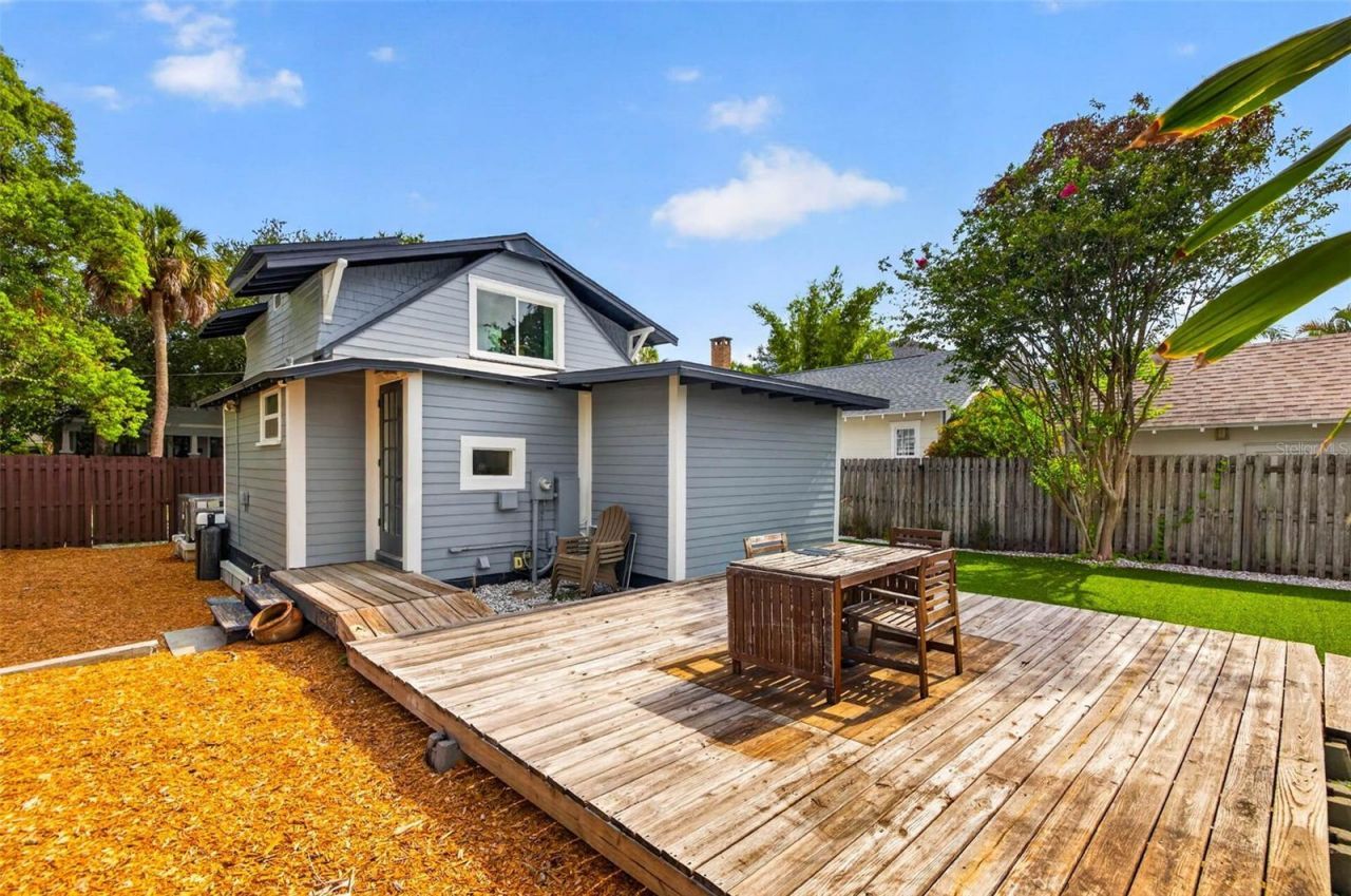 629 6th Avenue N, Saint Petersburg, FL 33701 Photo