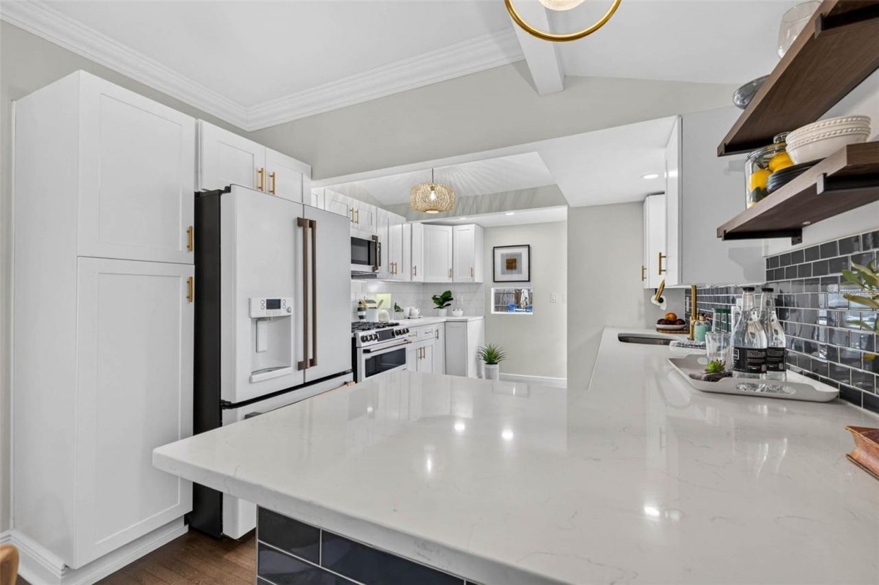 629 6th Avenue N, Saint Petersburg, FL 33701 Photo