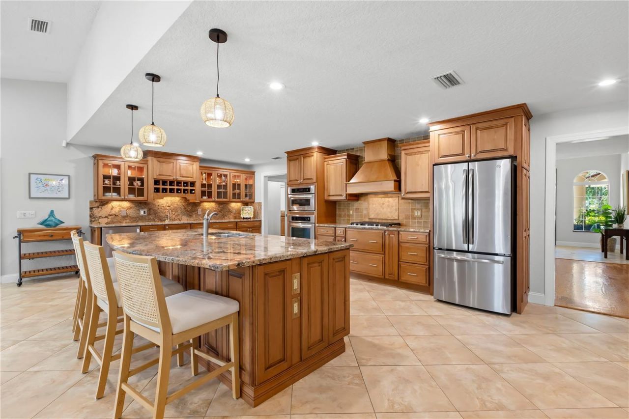 2001 Illinois Ave Ne, Saint Petersburg, FL 33703 Photo