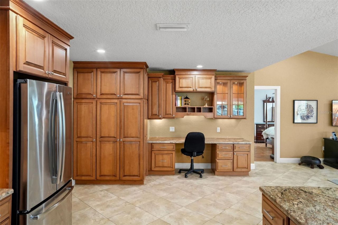 2001 Illinois Ave Ne, Saint Petersburg, FL 33703 Photo