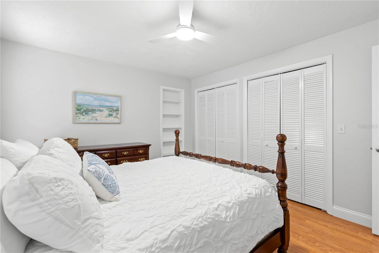 2001 Illinois Ave Ne, Saint Petersburg, FL 33703 Photo