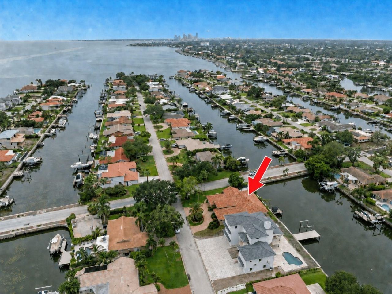2001 Illinois Ave Ne, Saint Petersburg, FL 33703 Photo