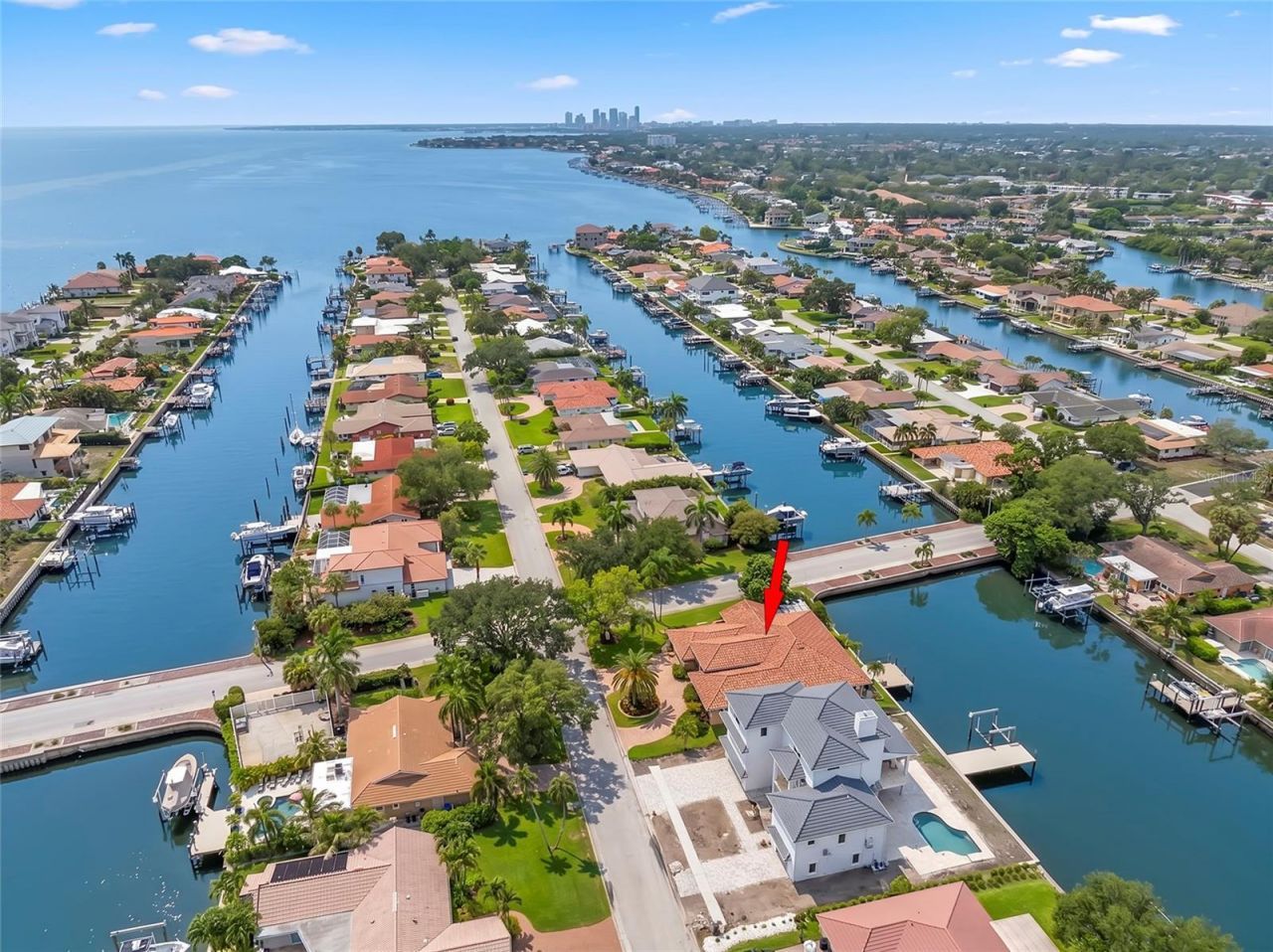 2001 Illinois Ave Ne, Saint Petersburg, FL 33703 Photo