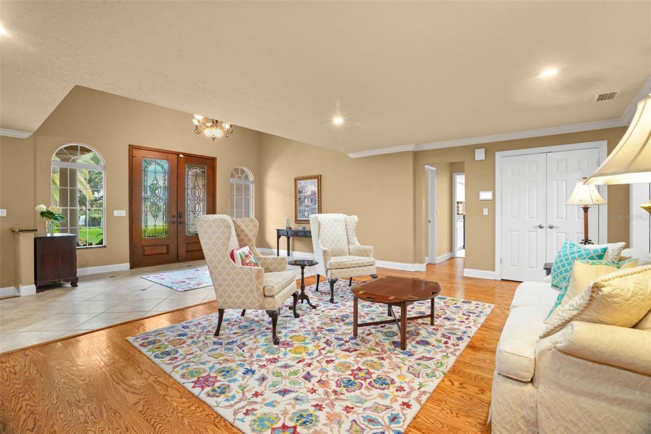 2001 Illinois Ave Ne, Saint Petersburg, FL 33703 Photo
