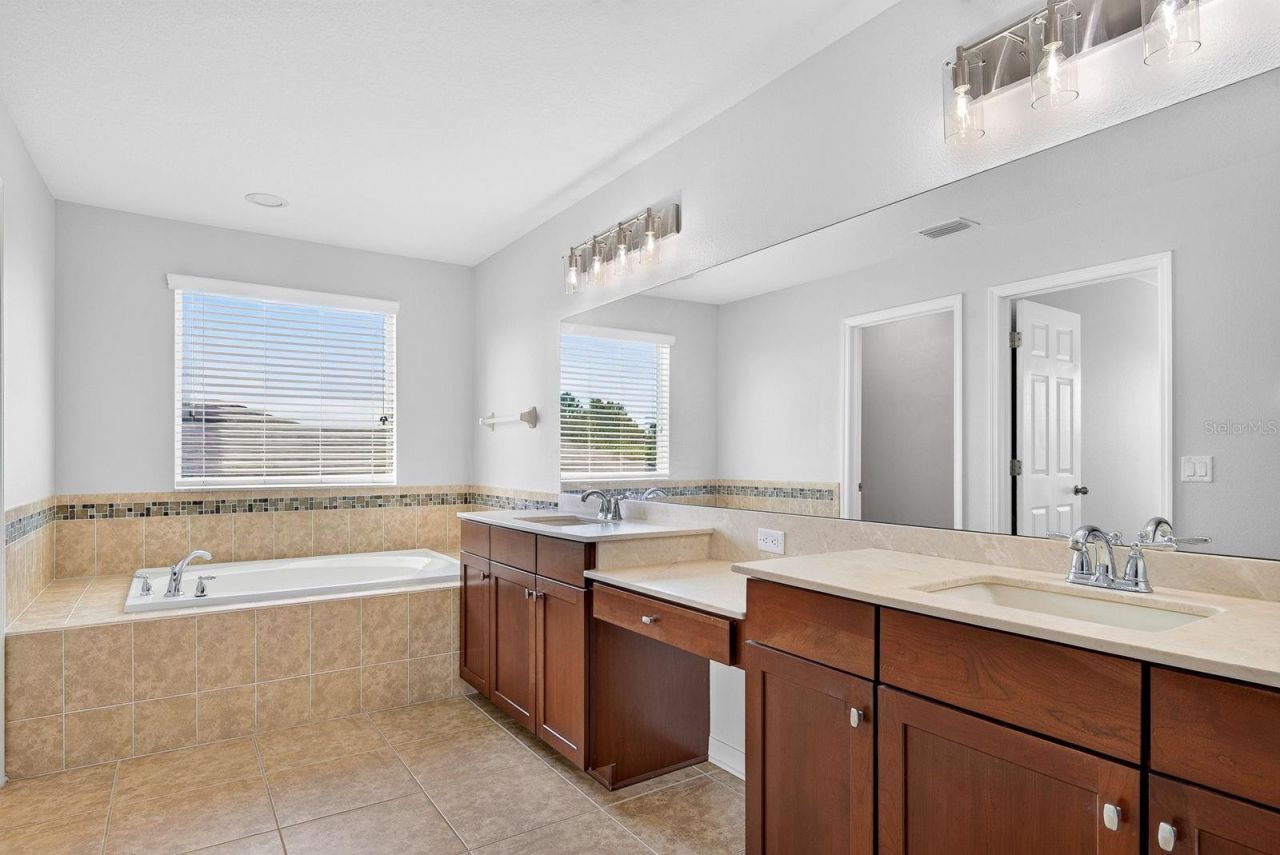 3938 90th Avenue E, Parrish, FL 34219 Photo