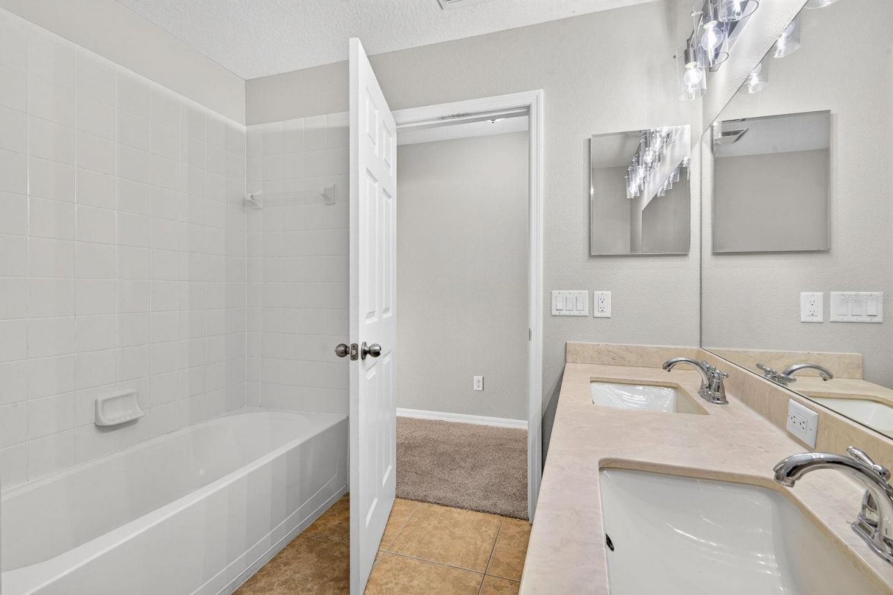 3938 90th Avenue E, Parrish, FL 34219 Photo