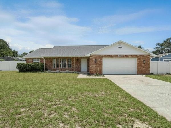 33312 GREEN ROAD , LEESBURG, FL 34788