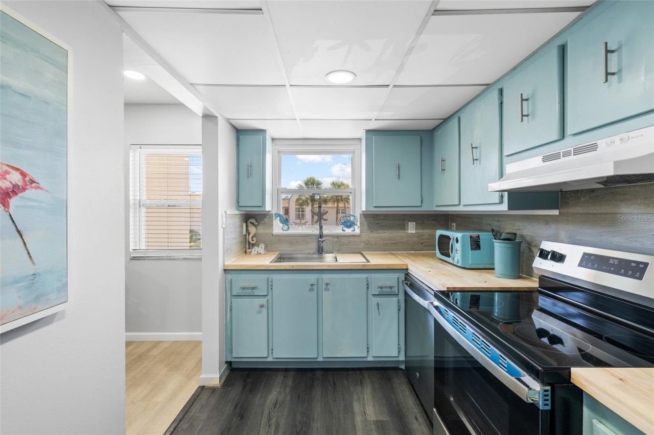 2727 75th Street W, Unit 9A12, Bradenton, FL 34209 Photo