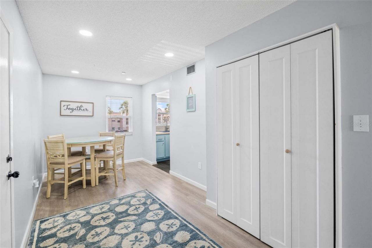 2727 75th Street W, Unit 9A12, Bradenton, FL 34209 Photo