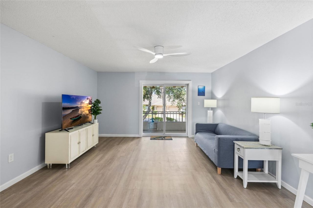 2727 75th Street W, Unit 9A12, Bradenton, FL 34209 Photo