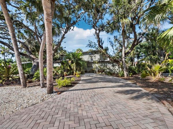 5451 SHADOW LAWN DRIVE , SARASOTA, FL 34242