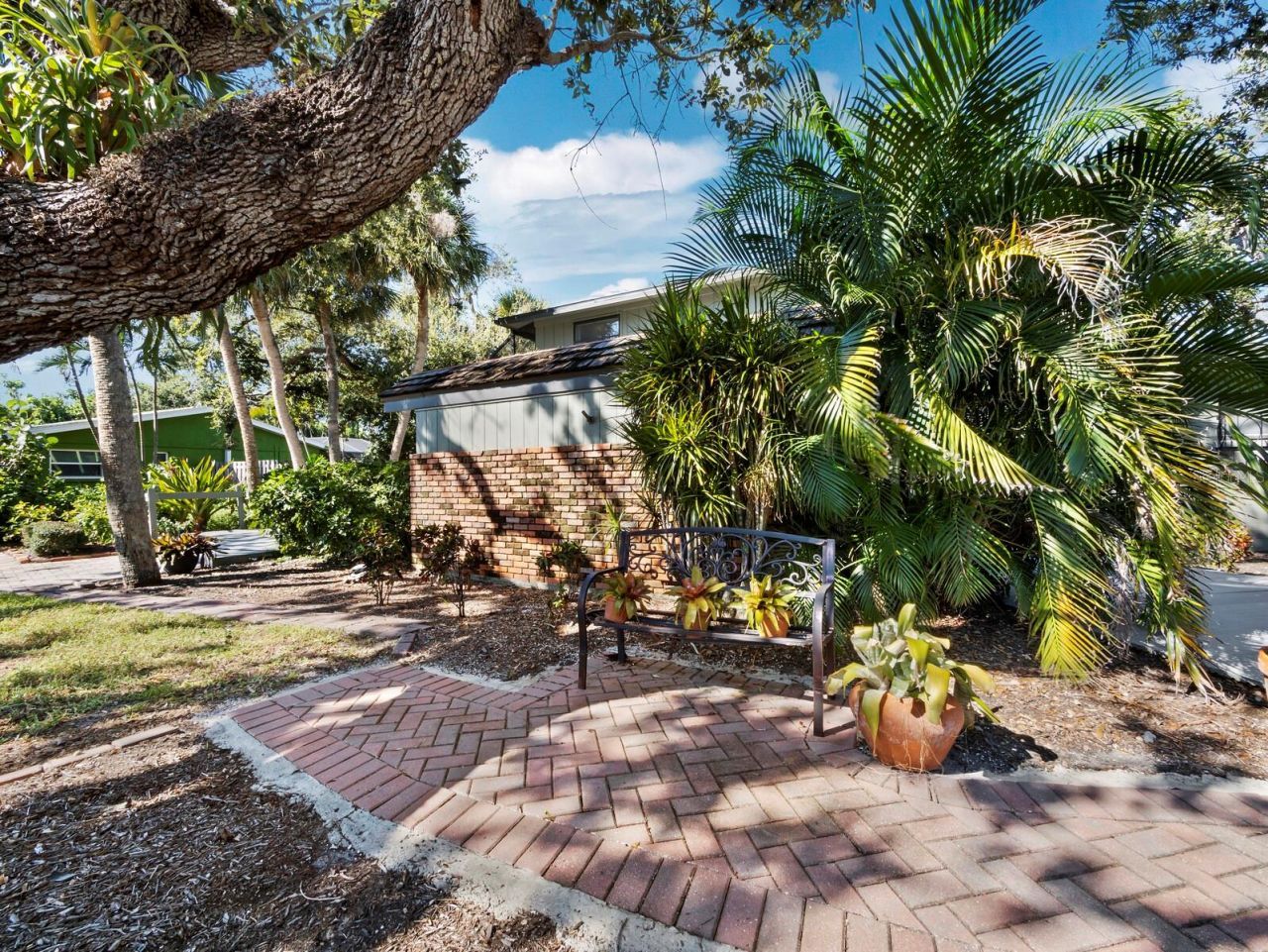 5451 Shadow Lawn Drive, Sarasota, FL 34242 Photo