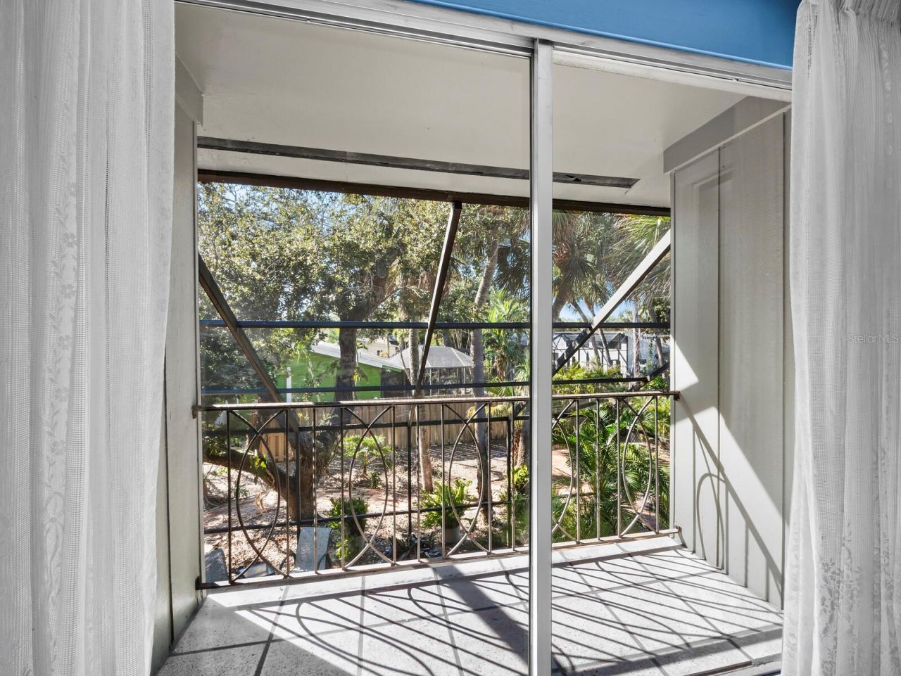 5451 Shadow Lawn Drive, Sarasota, FL 34242 Photo