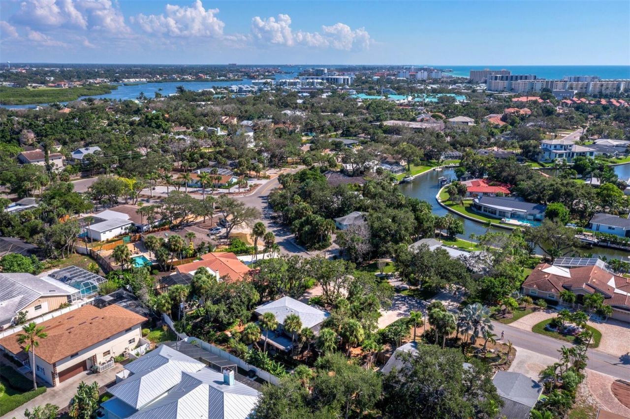 5451 Shadow Lawn Drive, Sarasota, FL 34242 Photo