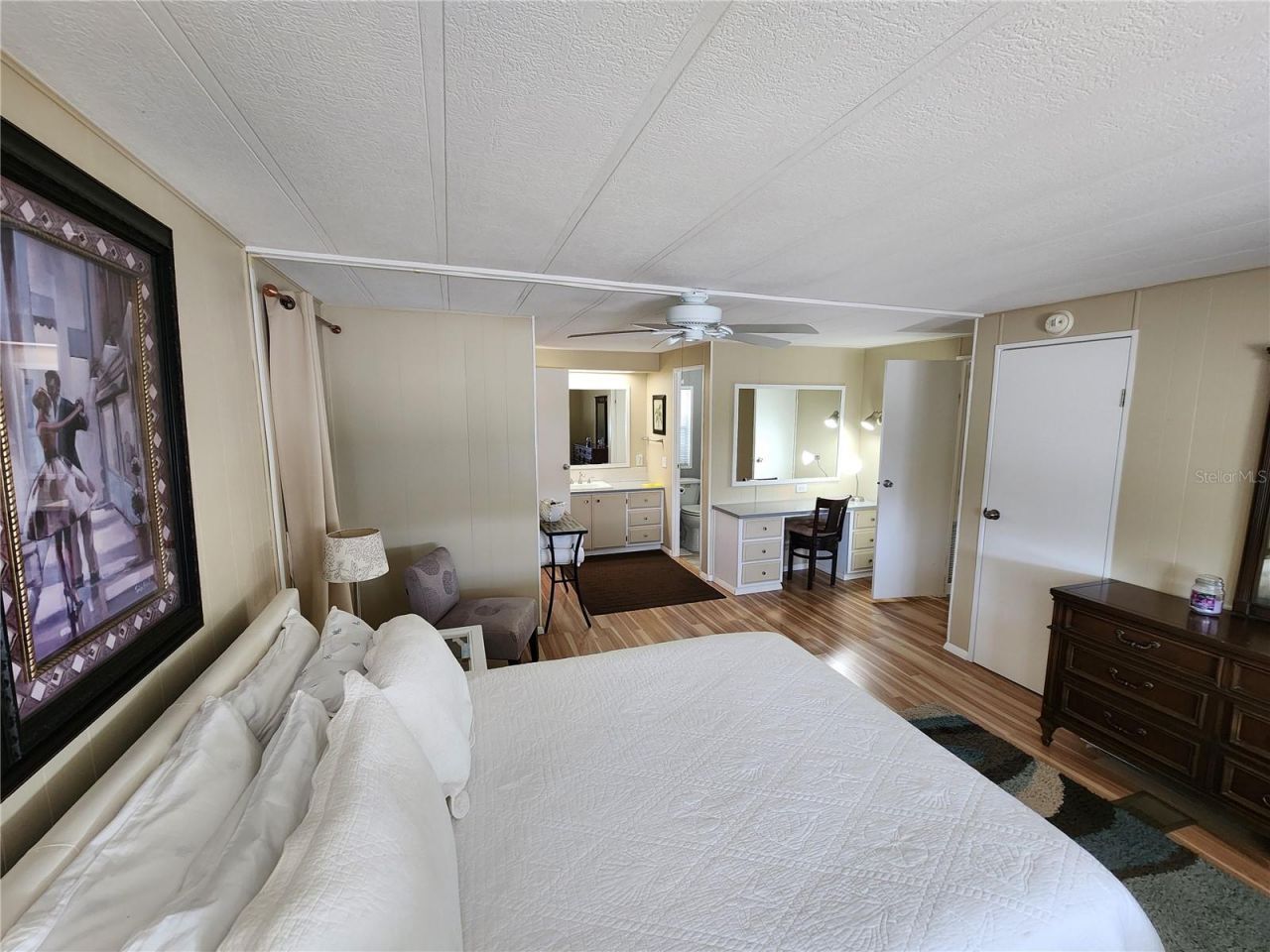 808 53rd Avenue E, Unit 223, Bradenton, FL 34203 Photo