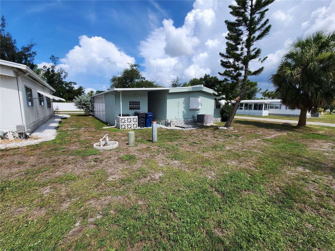 808 53rd Avenue E, Unit 223, Bradenton, FL 34203 Photo