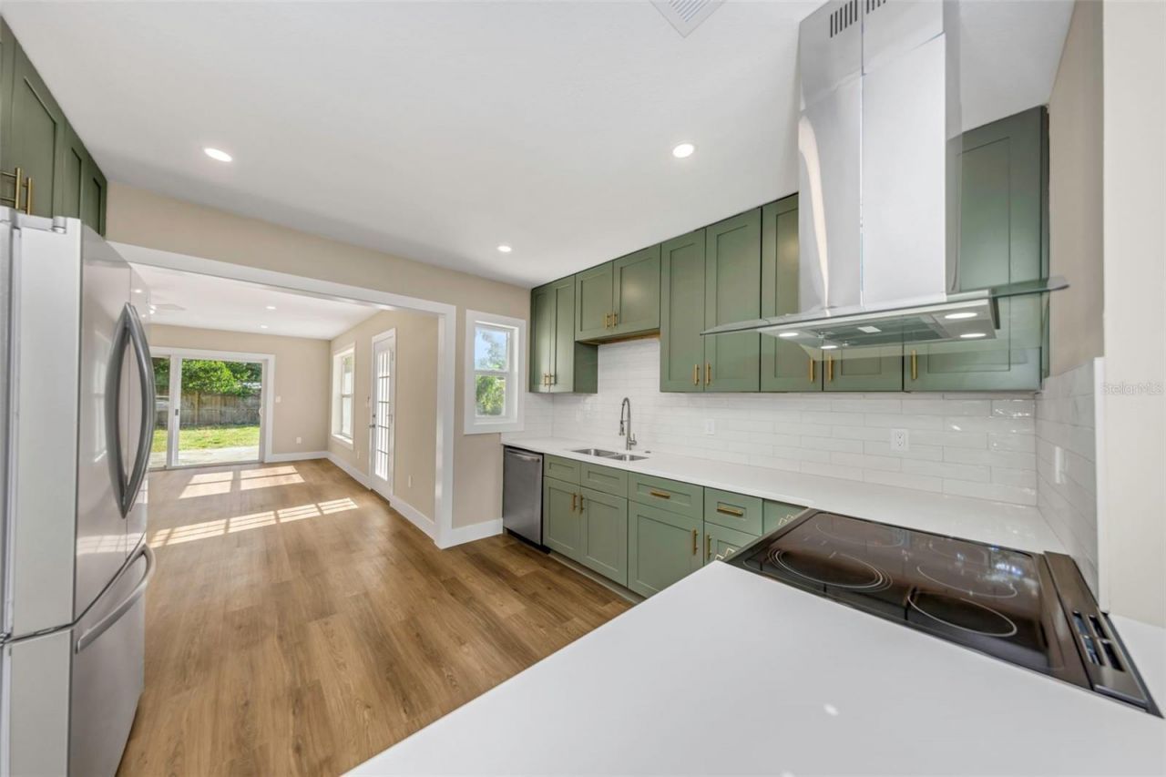8017 31st Avenue N, Saint Petersburg, FL 33710 Photo