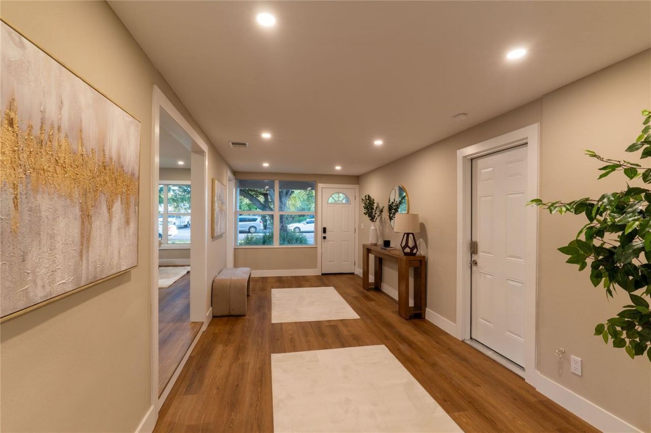 8017 31st Avenue N, Saint Petersburg, FL 33710 Photo