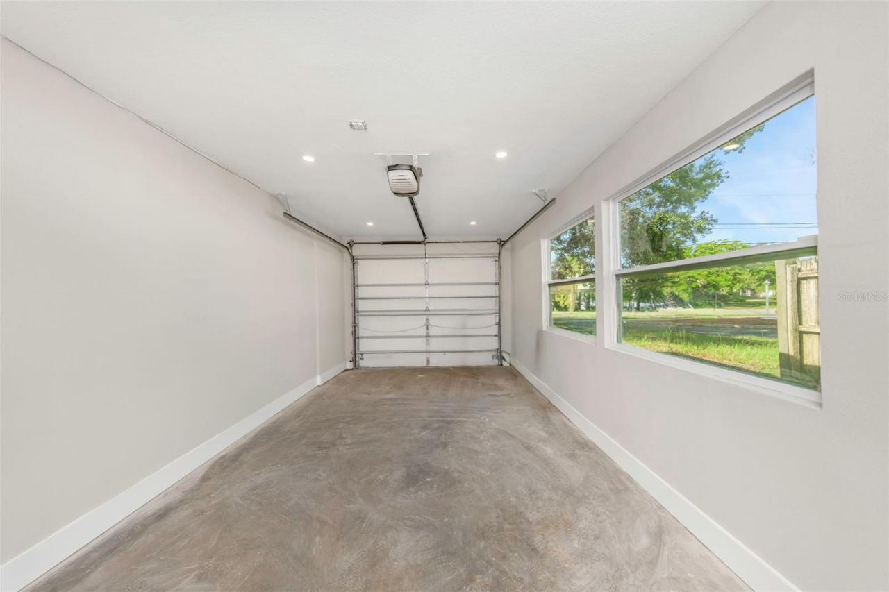 8017 31st Avenue N, Saint Petersburg, FL 33710 Photo