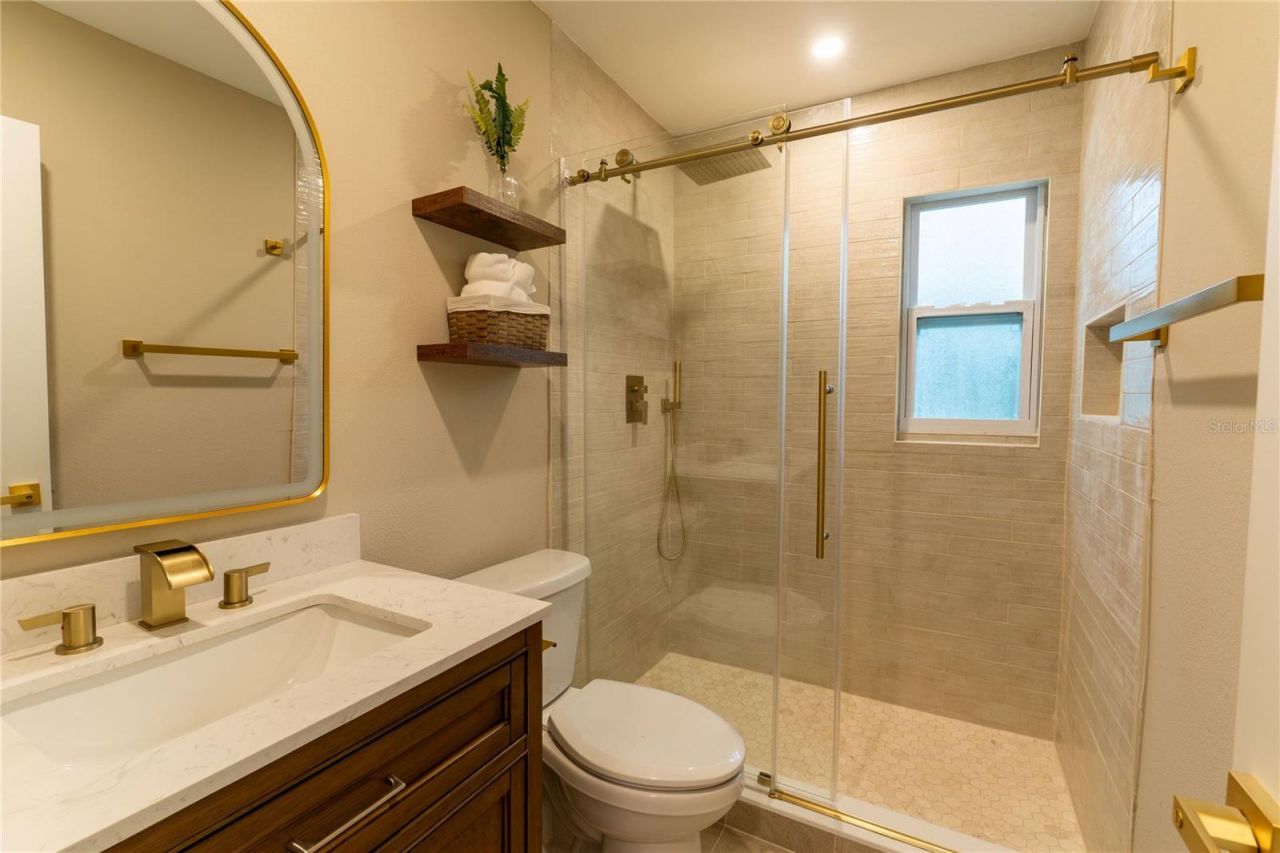 8017 31st Avenue N, Saint Petersburg, FL 33710 Photo