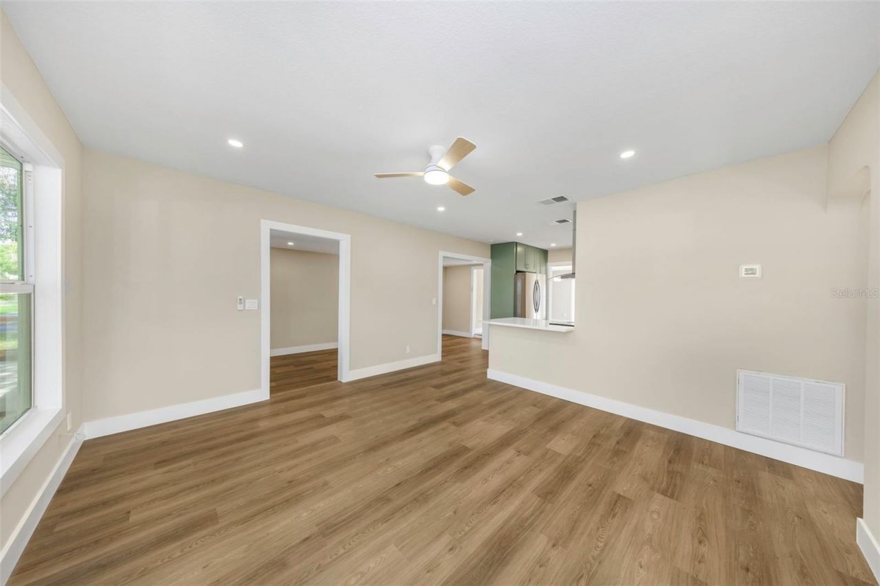 8017 31st Avenue N, Saint Petersburg, FL 33710 Photo