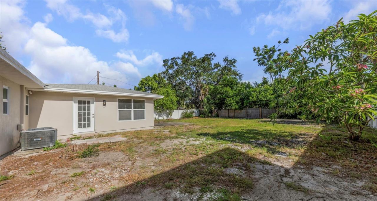 8017 31st Avenue N, Saint Petersburg, FL 33710 Photo
