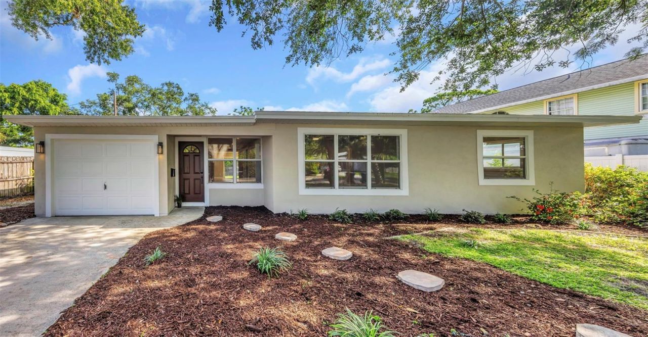 8017 31st Avenue N, Saint Petersburg, FL 33710 Photo