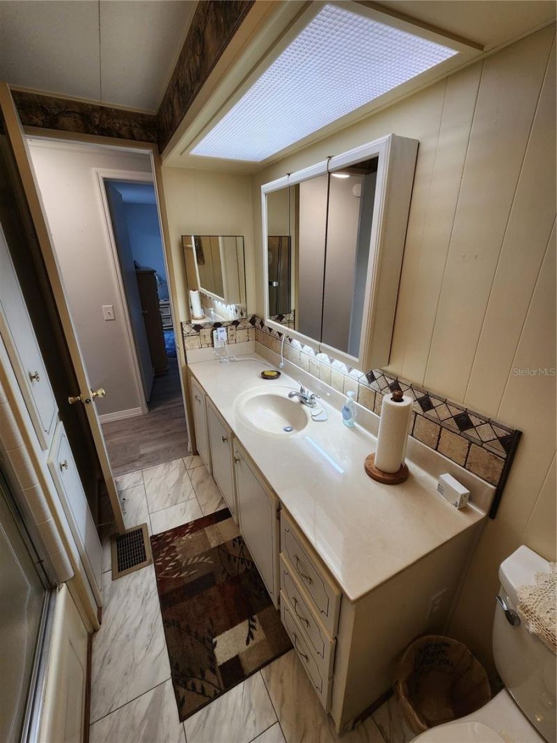 808 53rd Avenue E, Unit 110, Bradenton, FL 34203 Photo