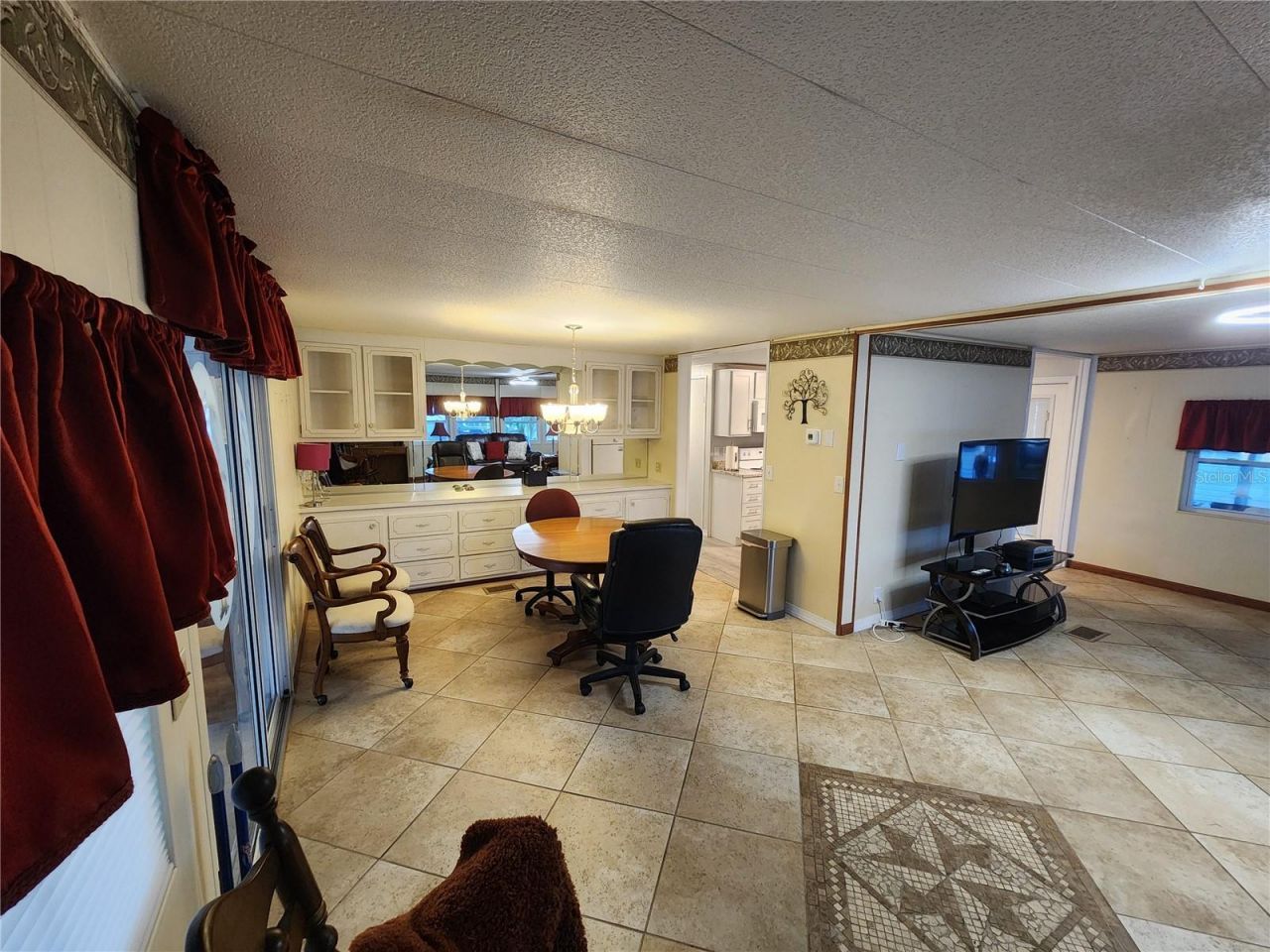808 53rd Avenue E, Unit 110, Bradenton, FL 34203 Photo