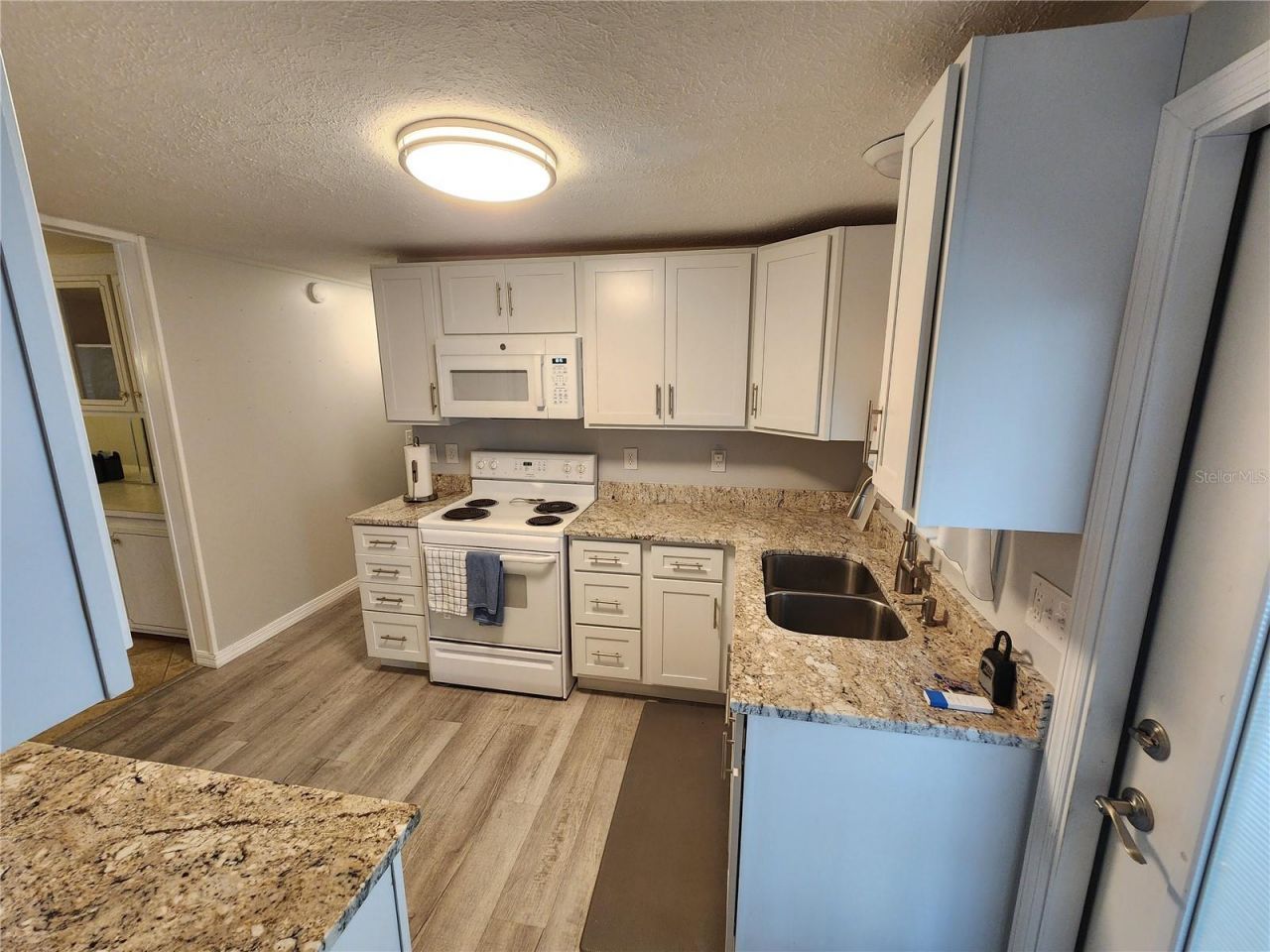 808 53rd Avenue E, Unit 110, Bradenton, FL 34203 Photo