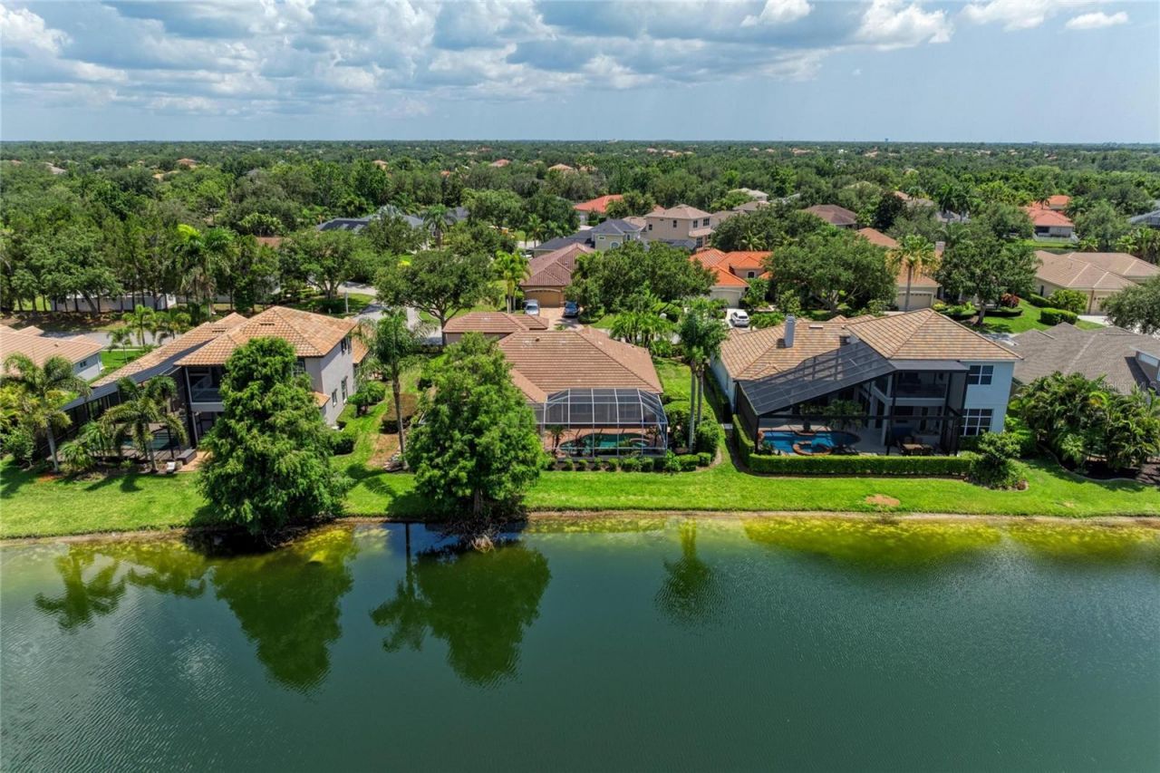13329 Swallowtail Drive , Lakewood Ranch, FL 34202 Photo
