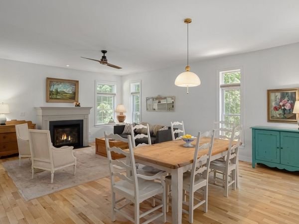 89 Blackberry Lane, South Burlington, VT 05403