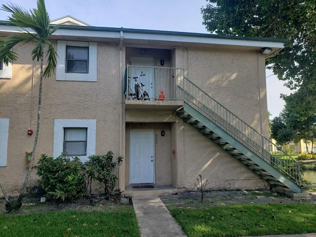 3959 NW 87th Avenue, Sunrise, FL 33351 Photo