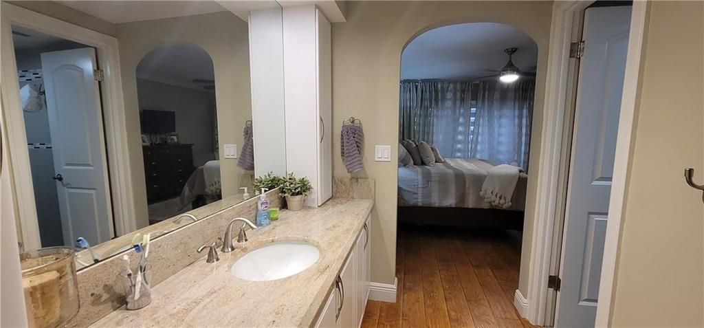 6010 S Falls Cir Drive, Unit 423, Lauderhill, FL 33319 Photo