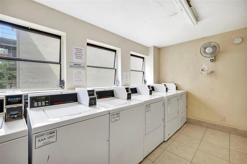 6010 S Falls Cir Drive, Unit 423, Lauderhill, FL 33319 Photo